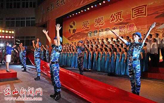 为什么有人说“千万不要去小公司上班”？游戏画面